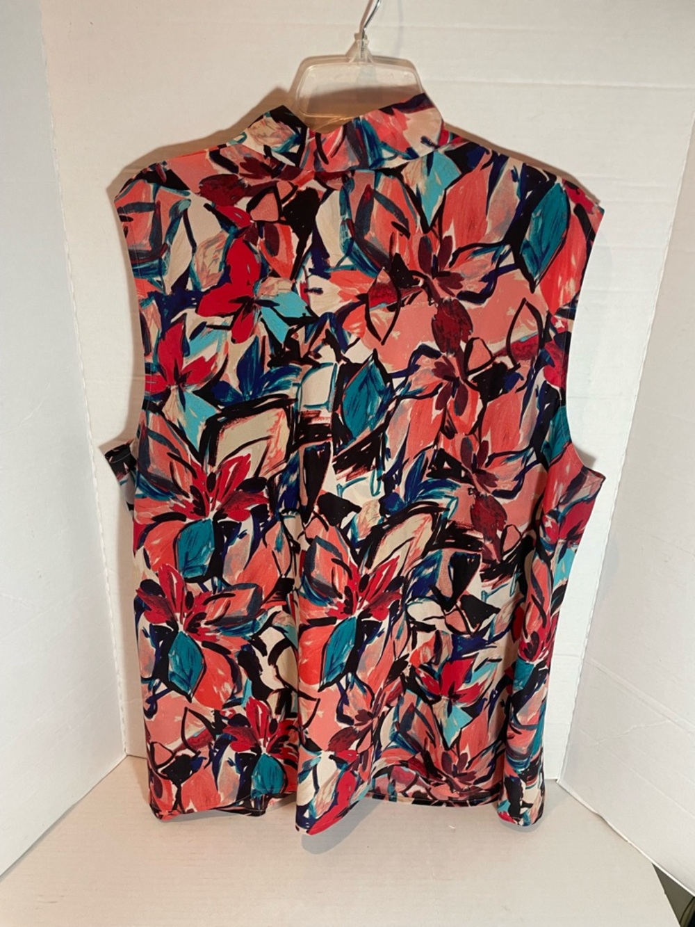 Kasper 3X Plus Size Floral Sleeveless Blouse Tie Front Lightweight Top - Picture 3 of 13